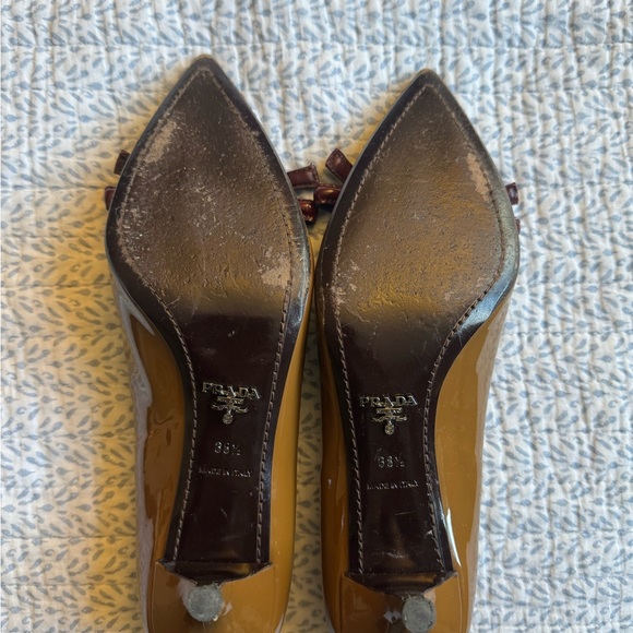 Prada kitten heels - Picture 2 of 6
